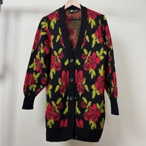 Red roses long cardigan by Urban Outfitters/ women’s size large (L) / black